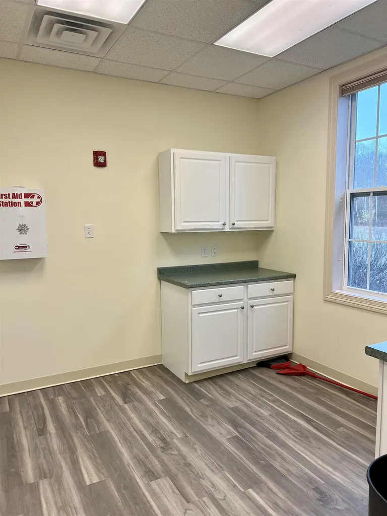 10 Market Place Drive York ME 03909-1680