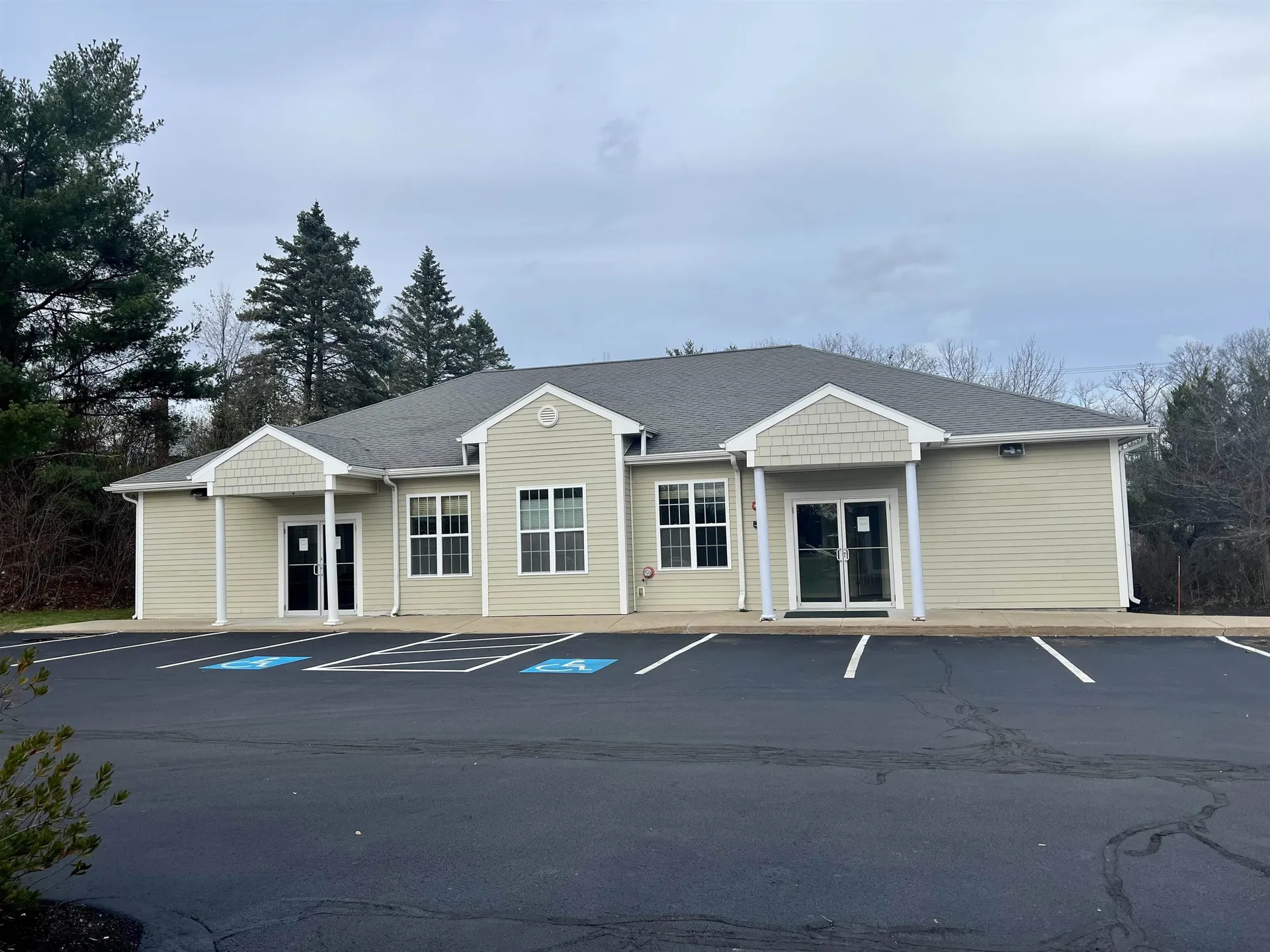 10 Market Place Drive York ME 03909-1680