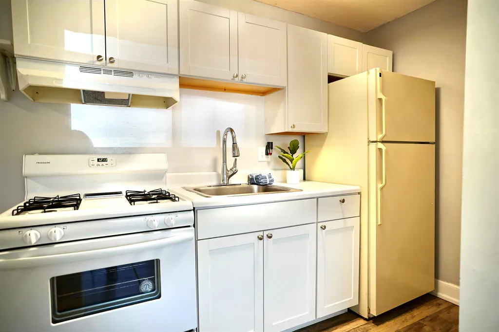 5 Brookside Drive Exeter NH 03833