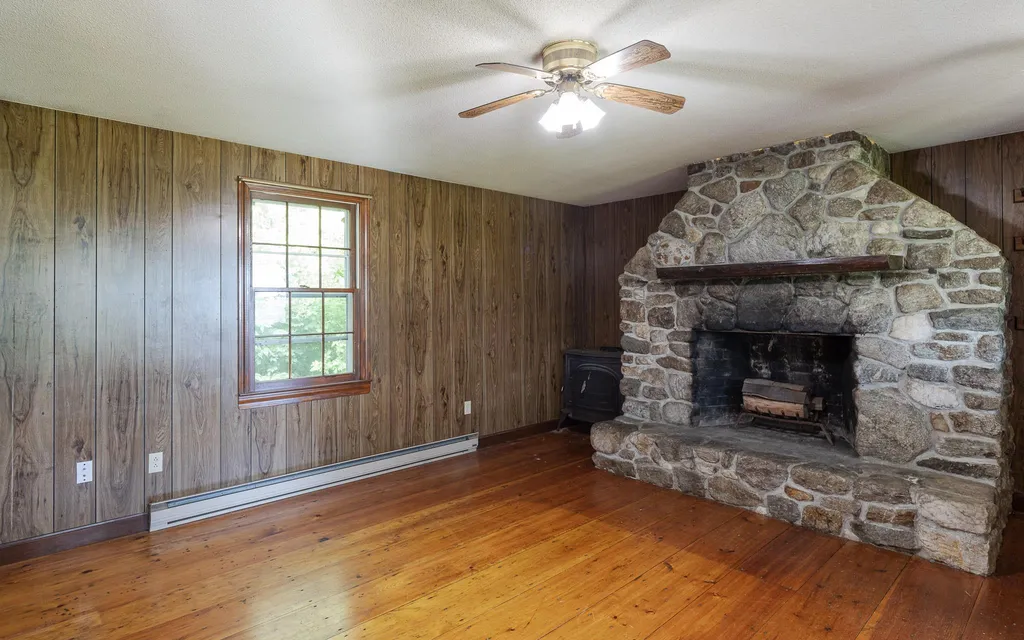 1221 County Road Walpole NH 03608