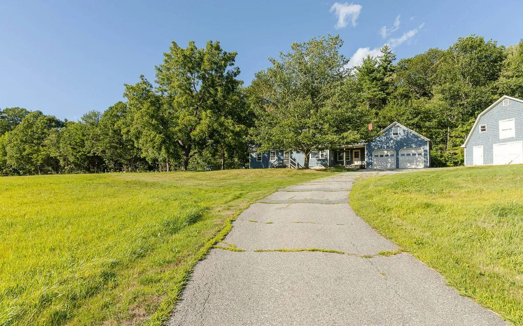 1221 County Road Walpole NH 03608