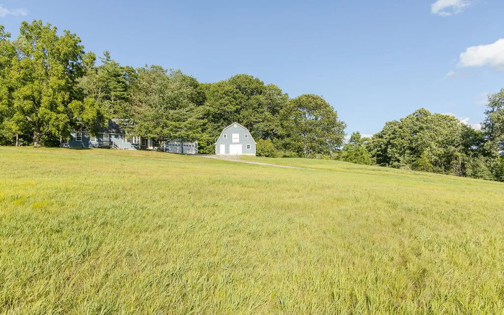1221 County Road Walpole NH 03608