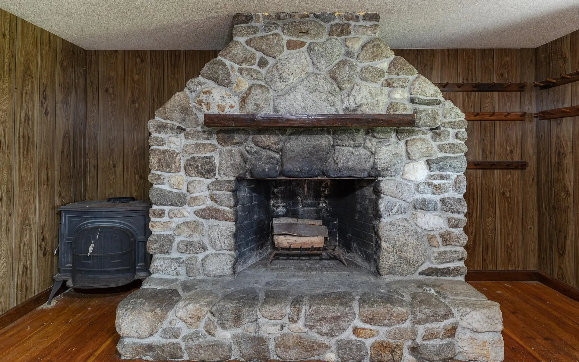1221 County Road Walpole NH 03608