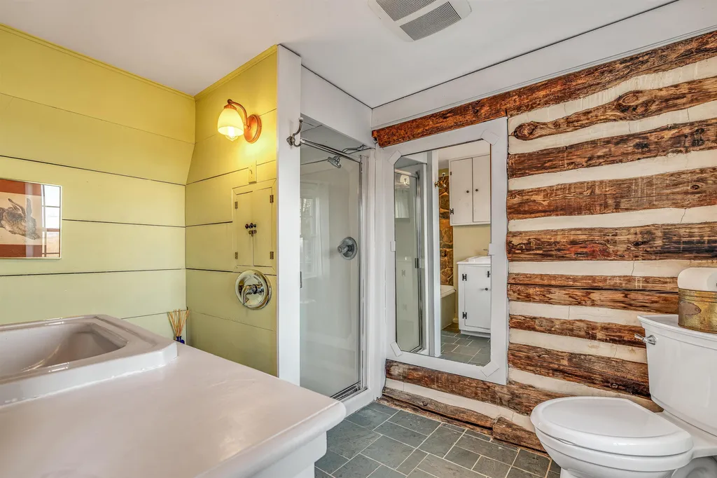200 Garvin Hill Road Hartland VT 05048