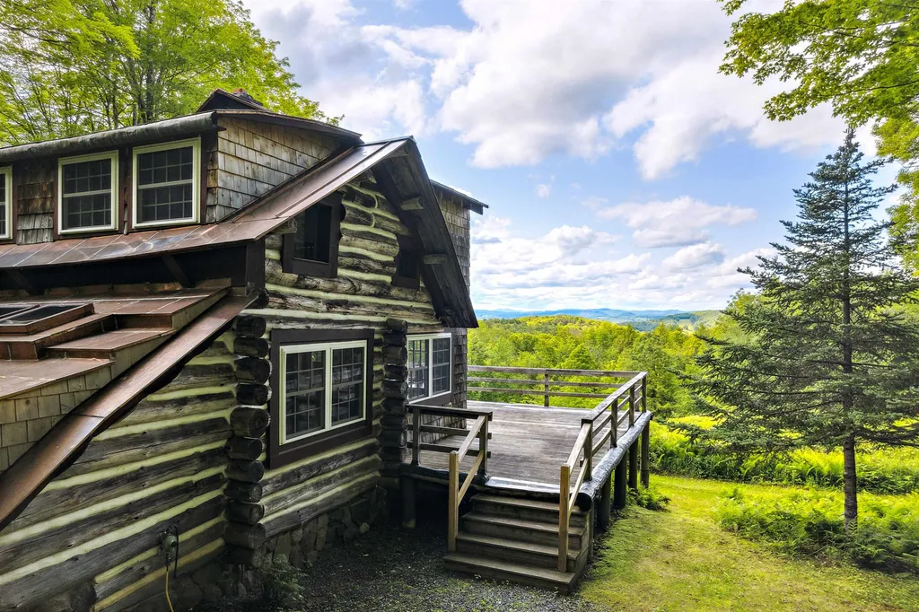 200 Garvin Hill Road Hartland VT 05048