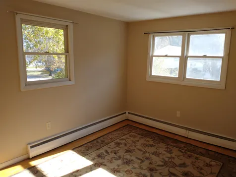 10 Larry Lane Portsmouth NH 03801