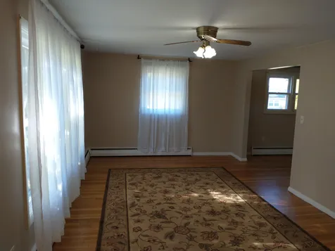 10 Larry Lane Portsmouth NH 03801