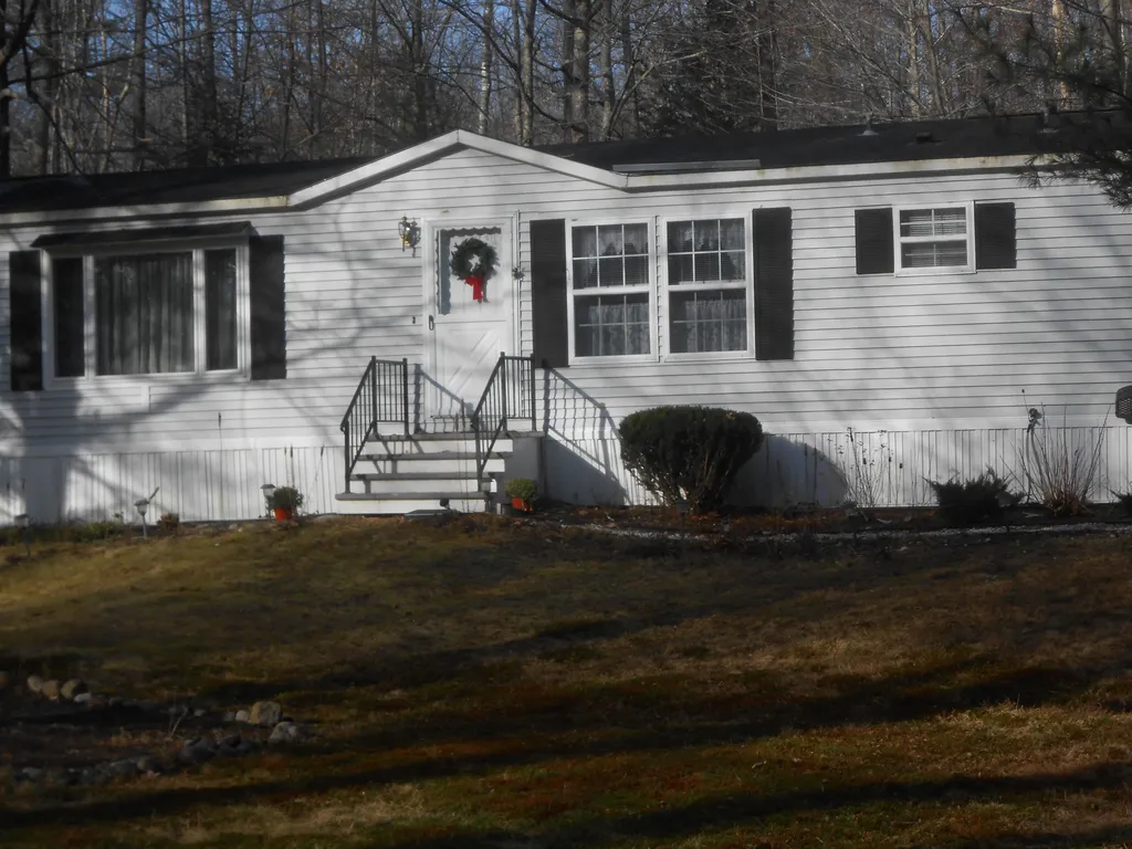 2 Kenyann Drive Wolfeboro NH 03894