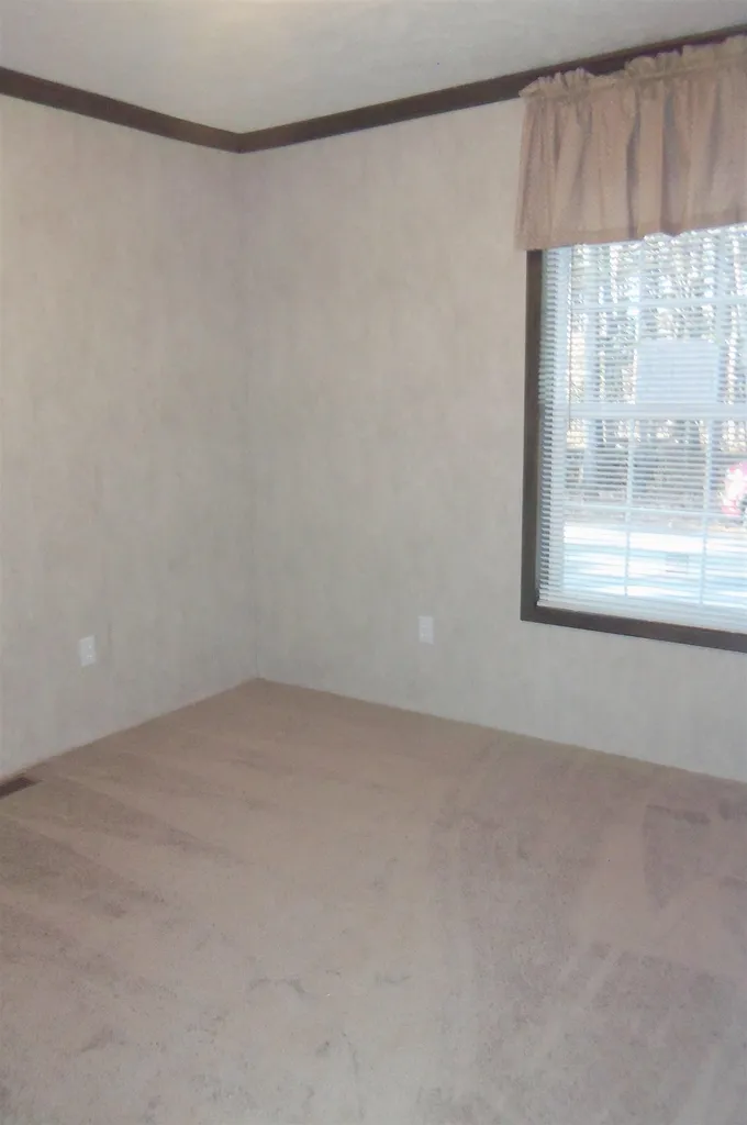 9 Colonial Village Somersworth NH 03878