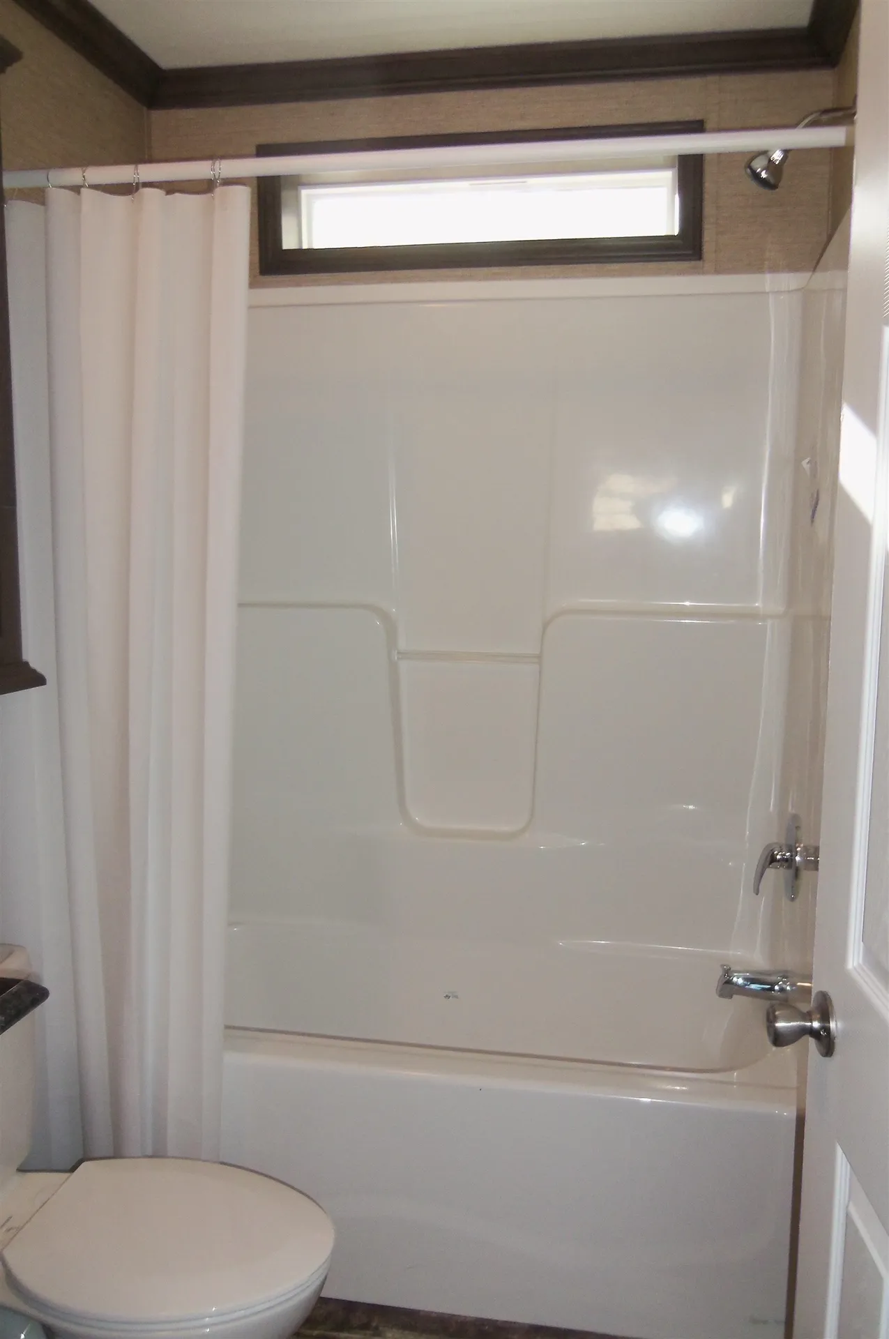 9 Colonial Village Somersworth NH 03878