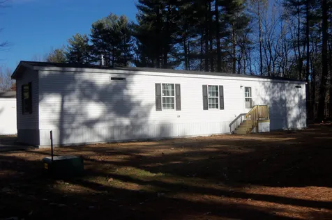 9 Colonial Village Somersworth NH 03878