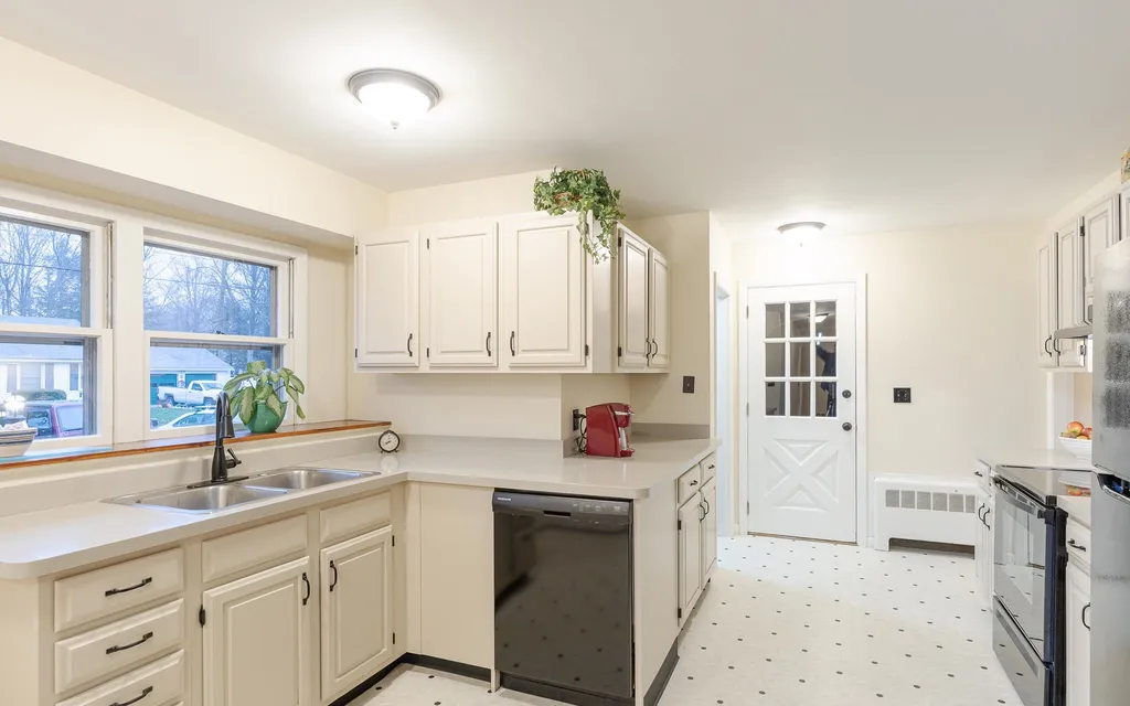 36 Hanover Street Keene NH 03431