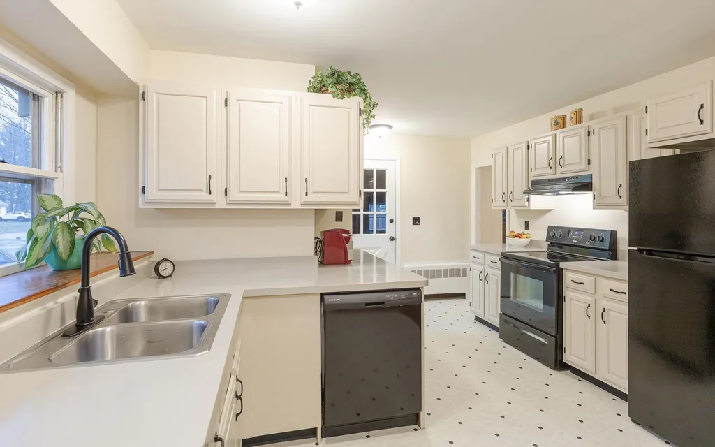 36 Hanover Street Keene NH 03431