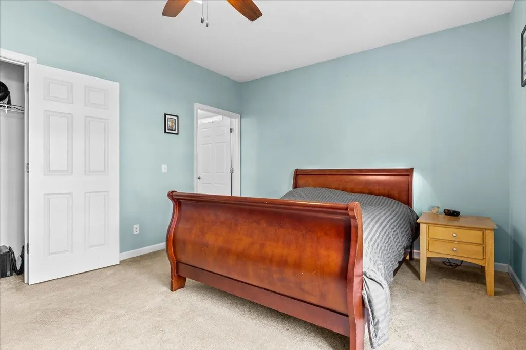 19 Jakes Way Williston VT 05495