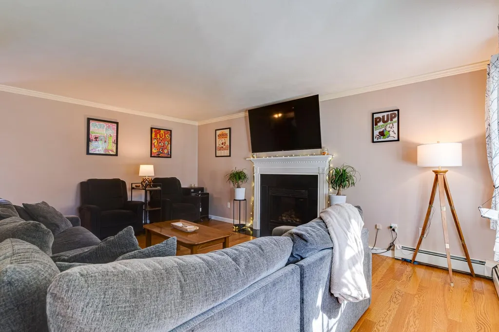 16 Trillium Lane Northwood NH 03261