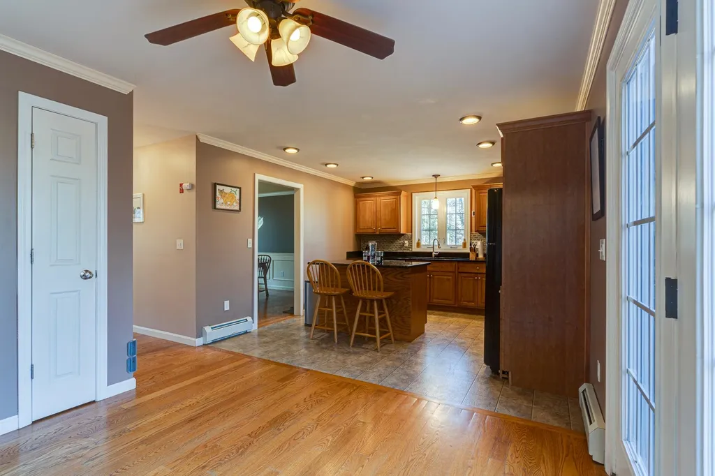 16 Trillium Lane Northwood NH 03261