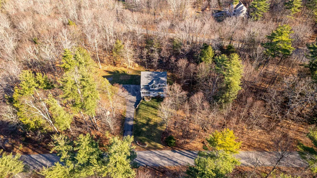 16 Trillium Lane Northwood NH 03261