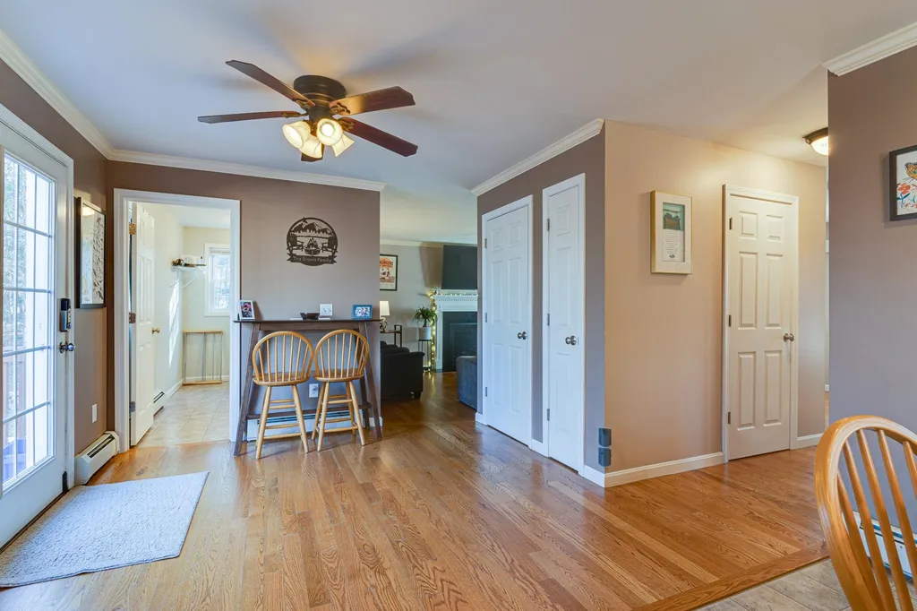 16 Trillium Lane Northwood NH 03261