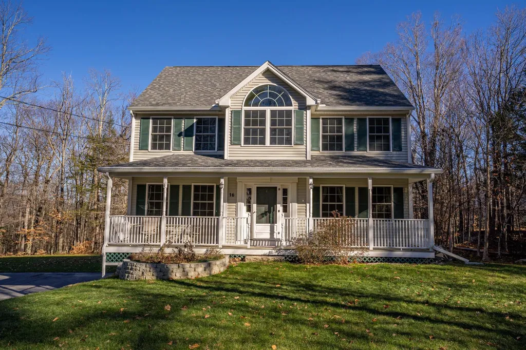16 Trillium Lane Northwood NH 03261