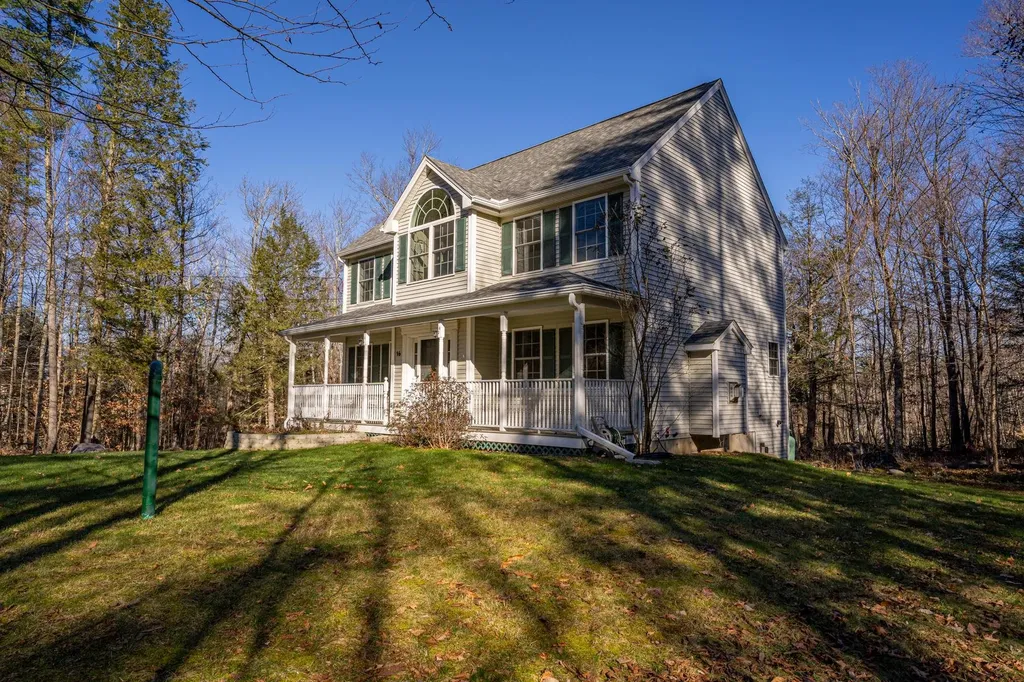 16 Trillium Lane Northwood NH 03261