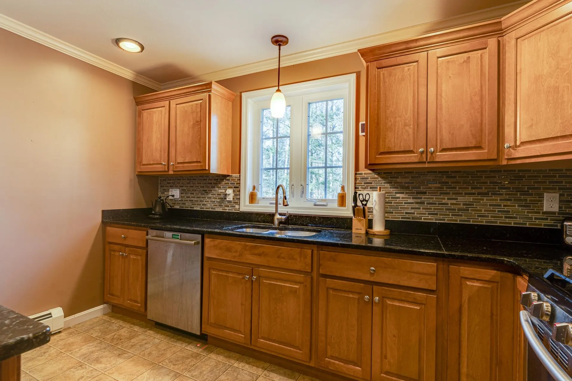 16 Trillium Lane Northwood NH 03261