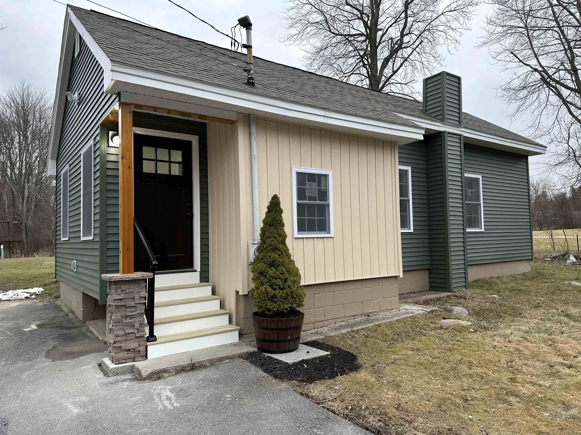 16 Lane Road Derry NH 03038