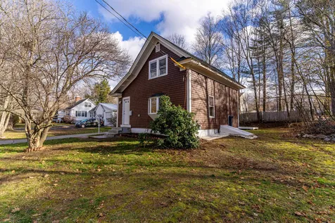 22 Richardson Street Rochester NH 03867
