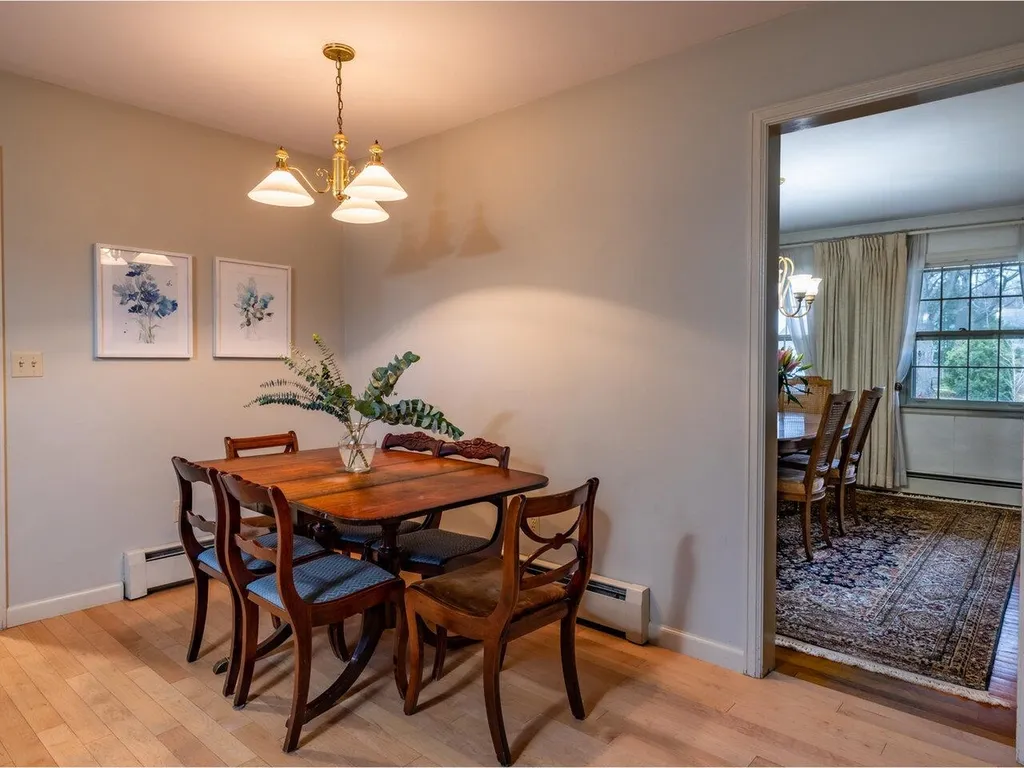 54 Woodridge Drive Burlington VT 05408