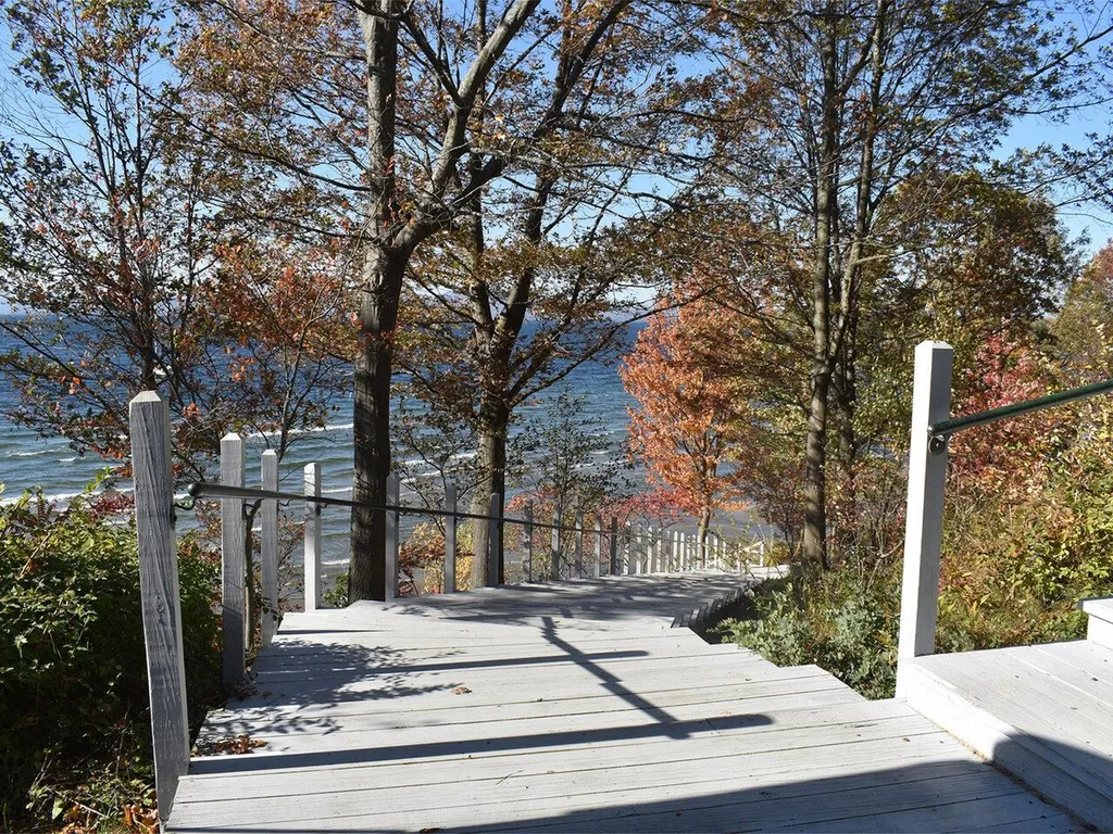 54 Woodridge Drive Burlington VT 05408