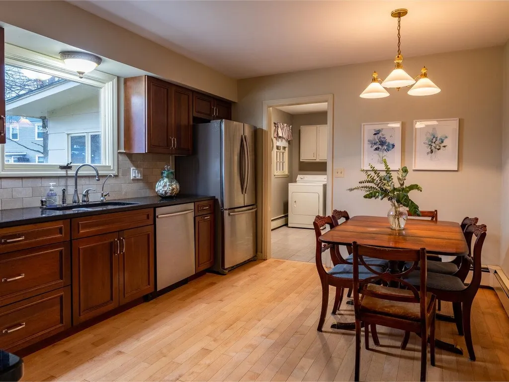 54 Woodridge Drive Burlington VT 05408