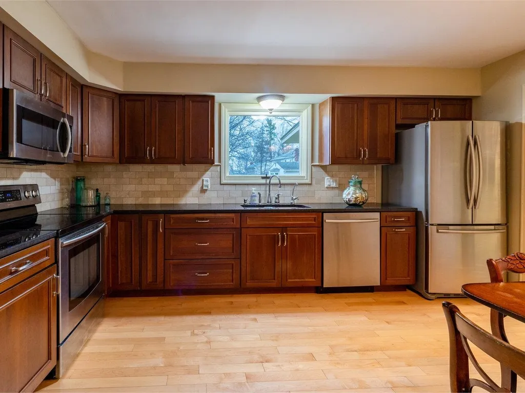 54 Woodridge Drive Burlington VT 05408