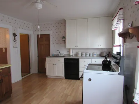 18 Church Street Gorham NH 03581