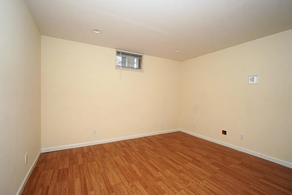 23 Blueberry Hill Road Raymond NH 03077