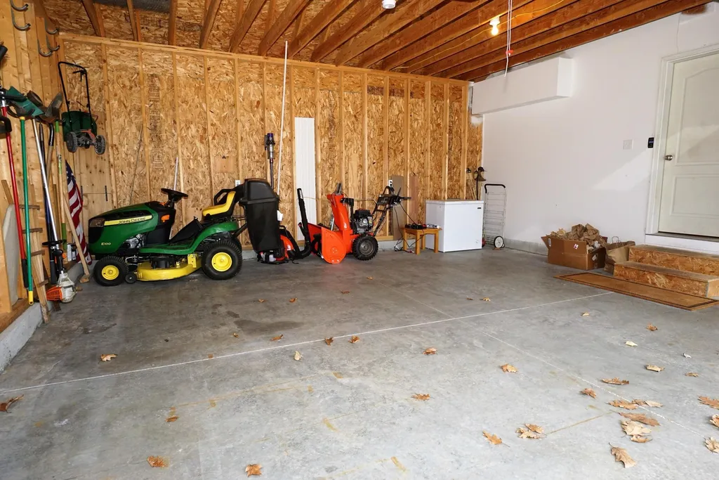23 Blueberry Hill Road Raymond NH 03077