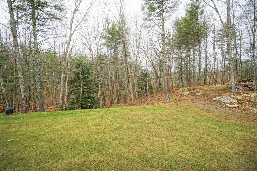 23 Blueberry Hill Road Raymond NH 03077