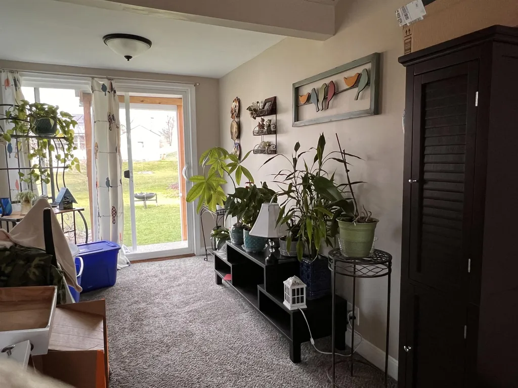 8 Stone Avenue Claremont NH 03743