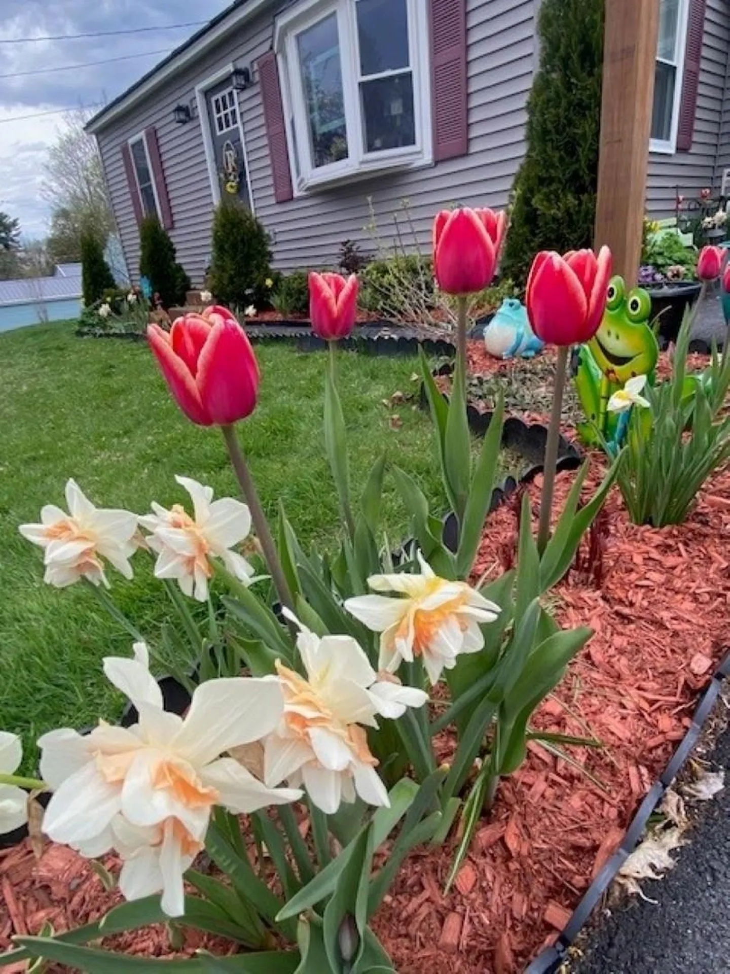 8 Stone Avenue Claremont NH 03743
