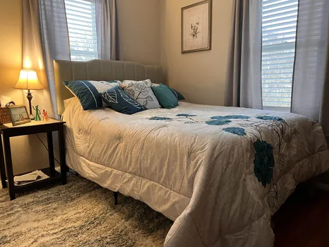 8 Stone Avenue Claremont NH 03743