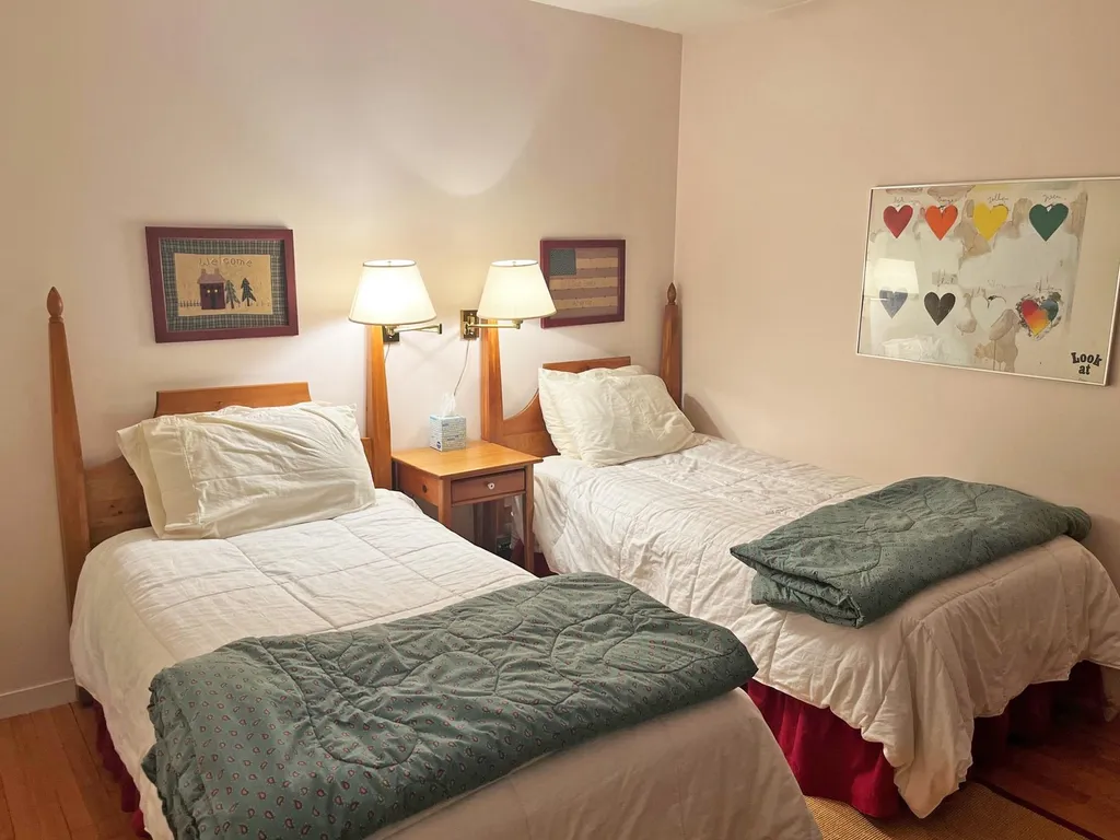 34 Paradise Way Warren VT 05674