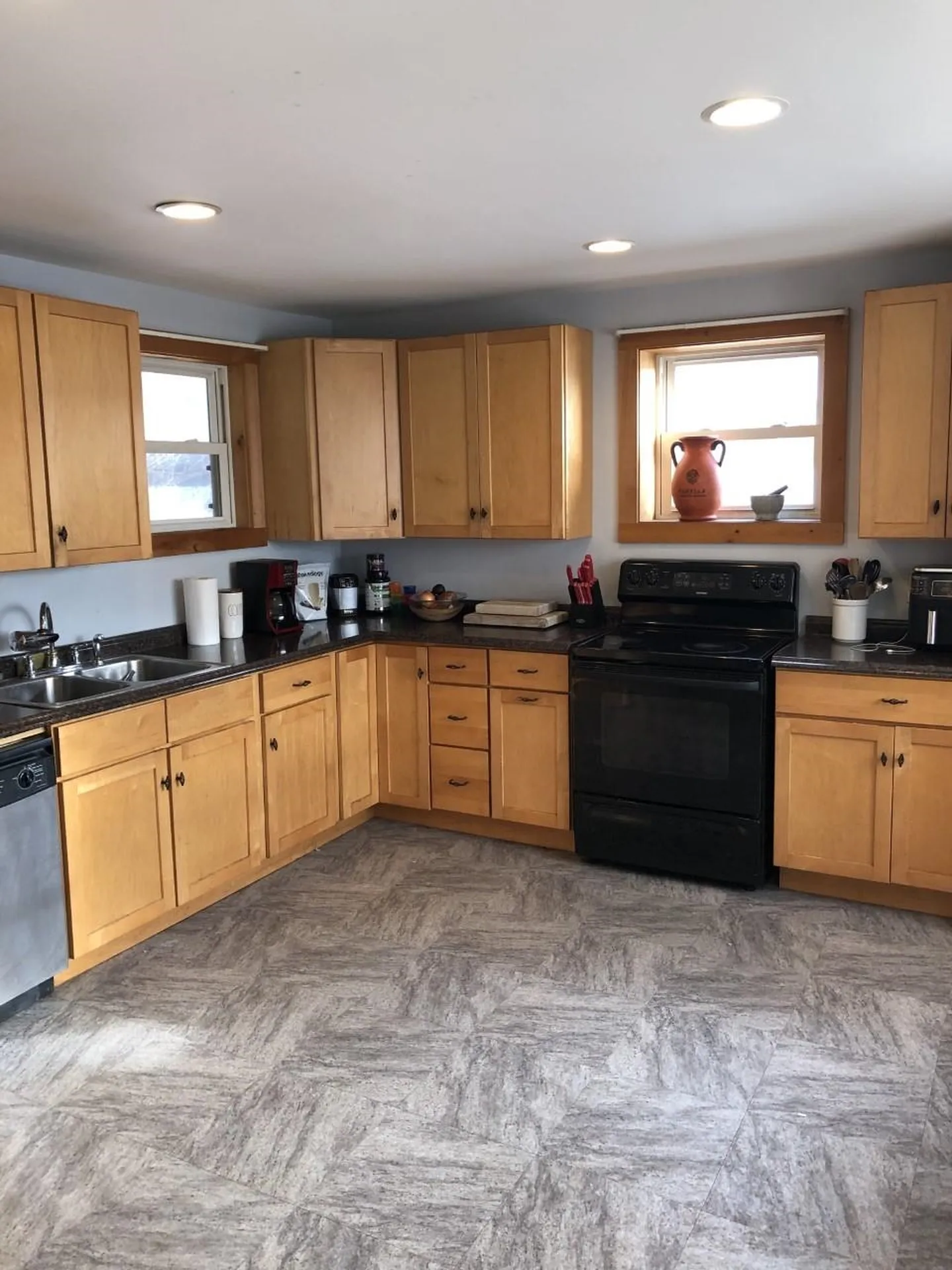 64 Carpenter Street Keene NH 03431