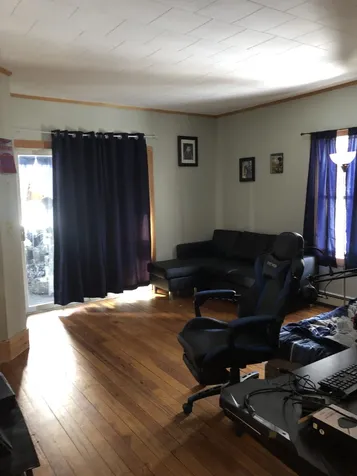 64 Carpenter Street Keene NH 03431