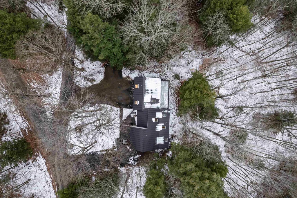 179 Fox Lane Hartford VT 05059