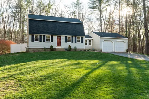 38 Valleyview Drive Merrimack NH 03054