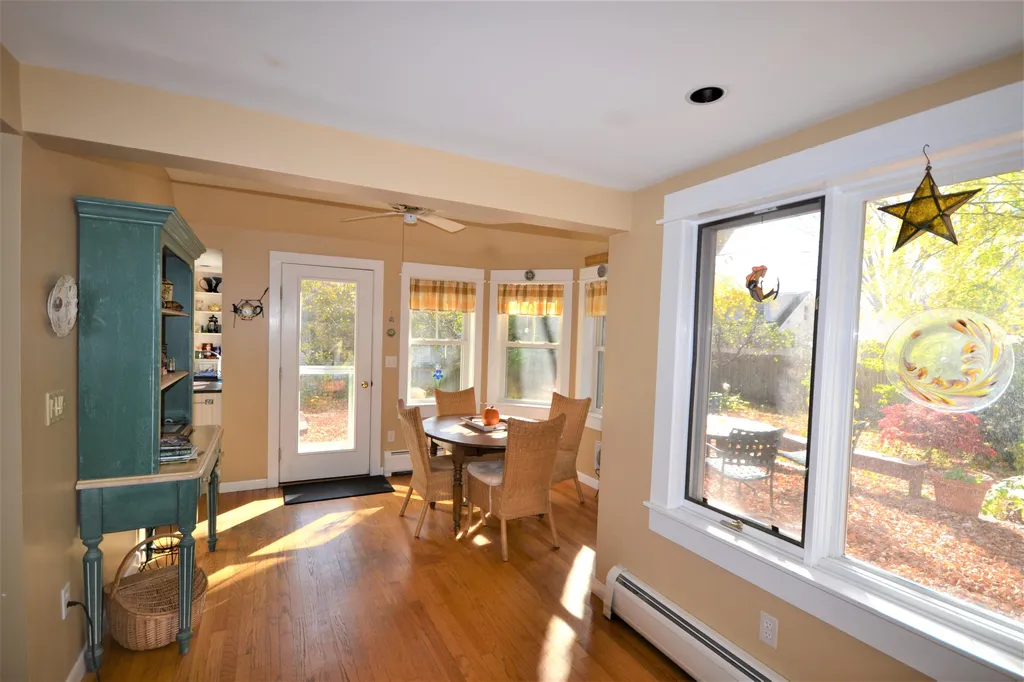 4 Seneca Avenue Essex Junction VT 05452