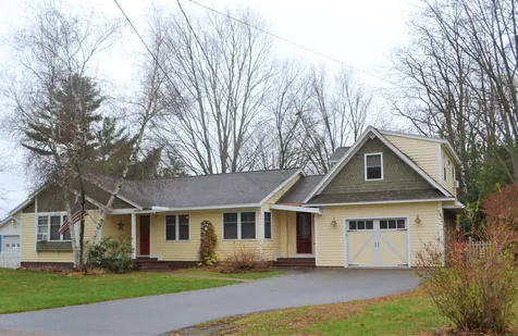 4 Seneca Avenue Essex Junction VT 05452
