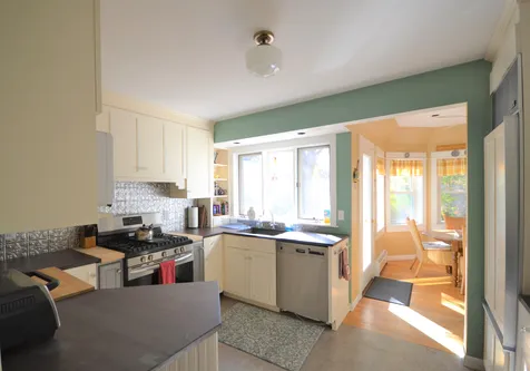 4 Seneca Avenue Essex Junction VT 05452