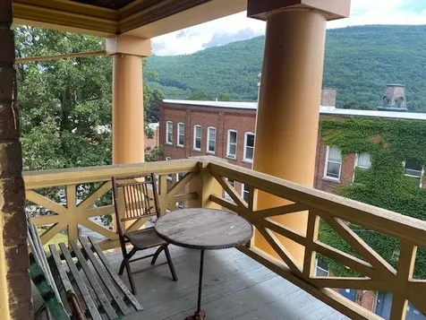 11 Green Street Brattleboro VT 05301