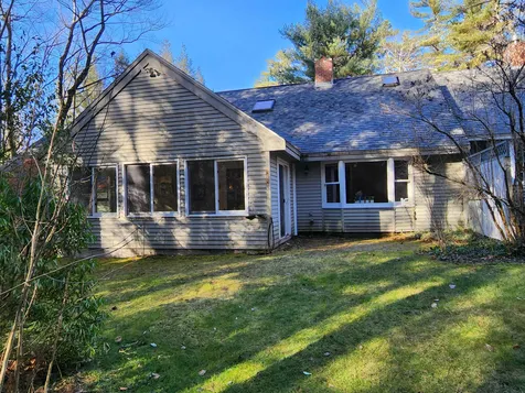 8 Laurel Circle Wolfeboro NH 03894