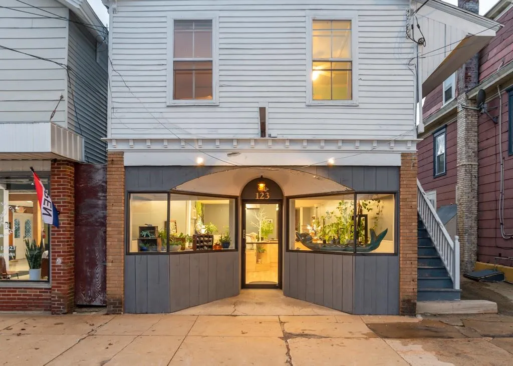 123 Main Street Somersworth NH 03878