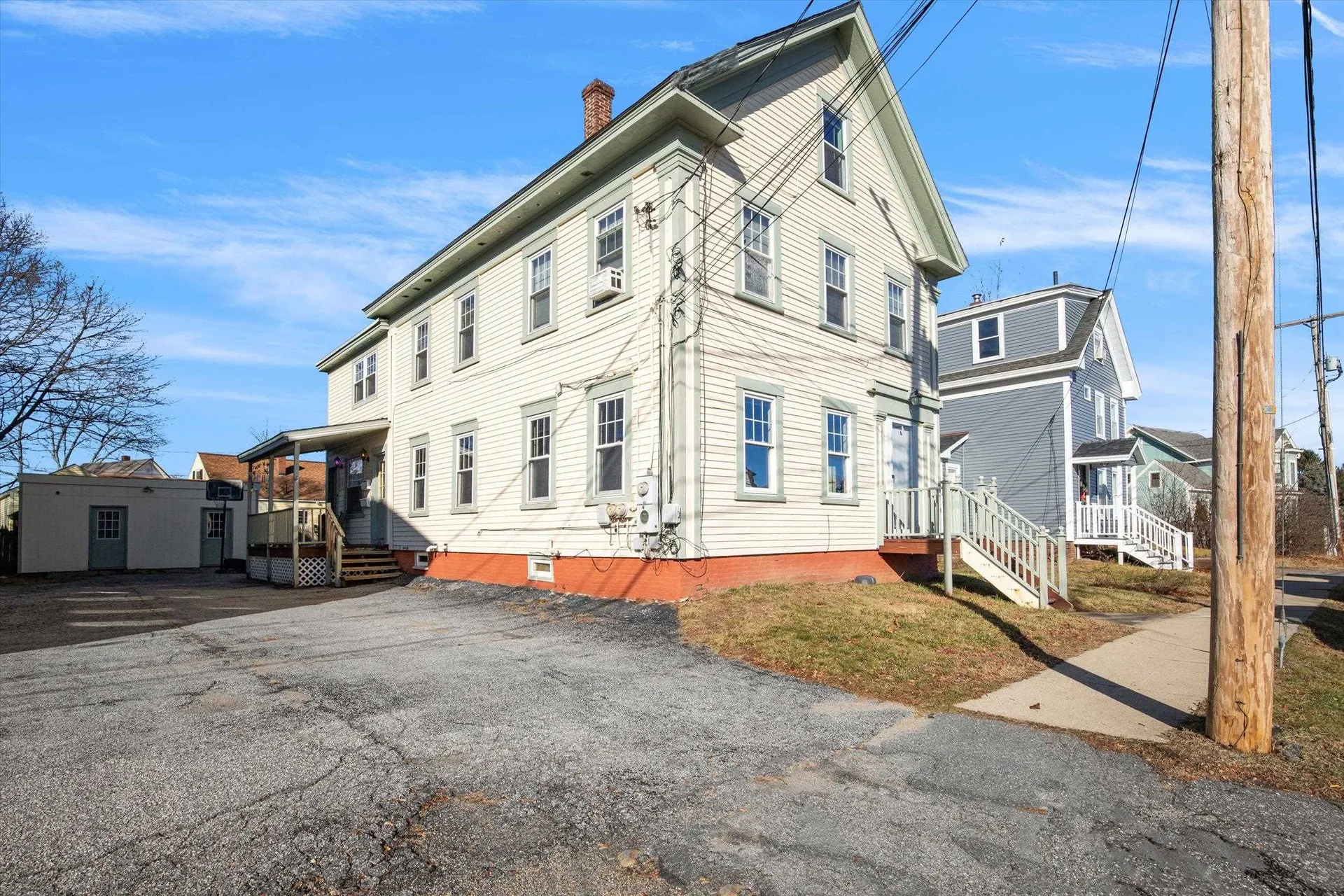 9 Lincoln Street Rochester NH 03867